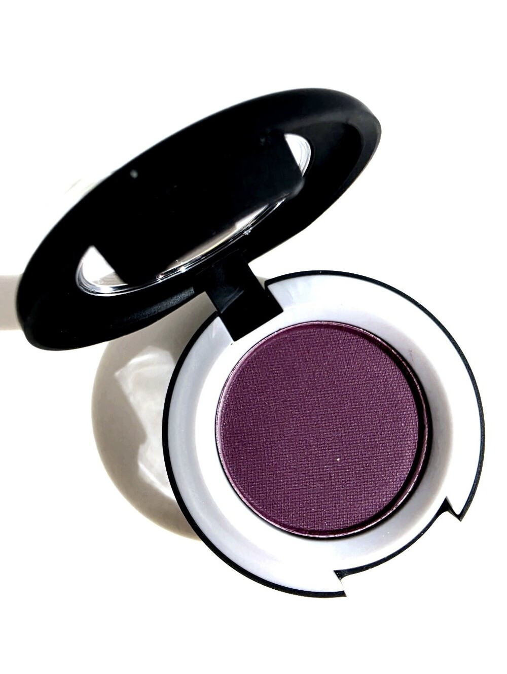Mac Powder Kiss Soft Matte Eye Shadow P For Potent New